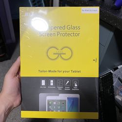 i pad 10.2 inch screen protector SEALED BRAND NEW 