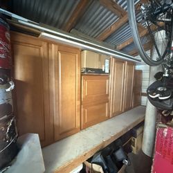 Cabinets 
