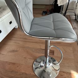 3 Counter Stools / Kitchen Swivel