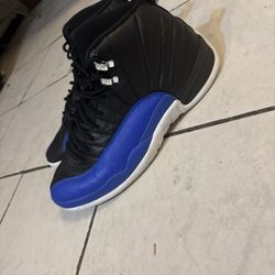 Jordan 12 Hyper Royal 