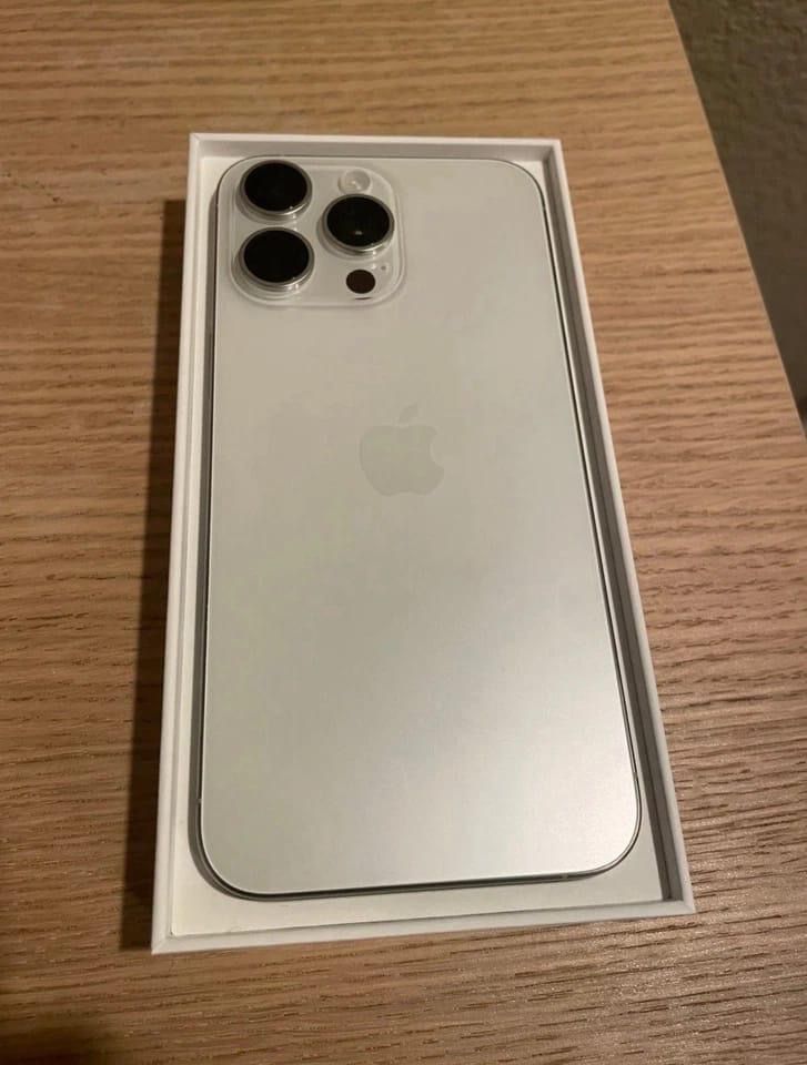 Apple IPhone 15 Pro Max 256GB White Titanium
