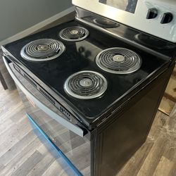 Whirl Pool Stove Electric 