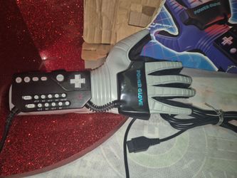 Nintendo Power Glove + R.O.B. — Collector Display Pair