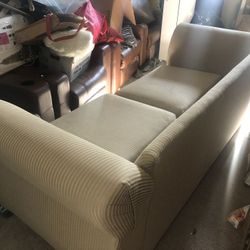 8’ couch for sale all Pillows 