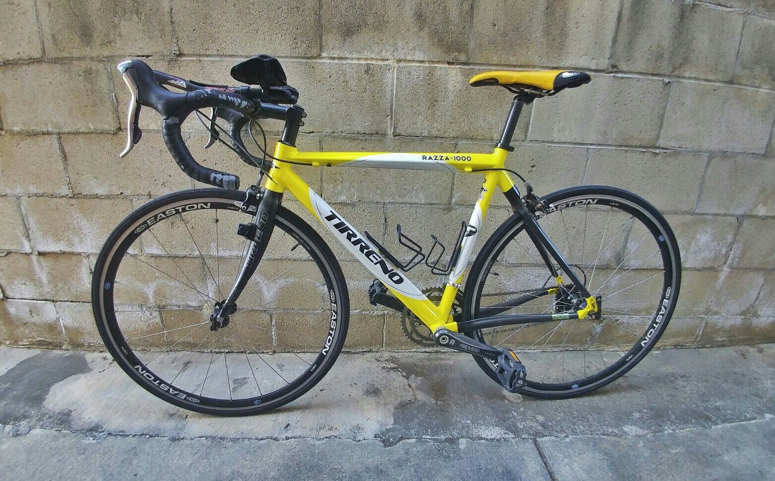 Tirreno on sale road bike