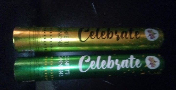 Large Confetti Poppers