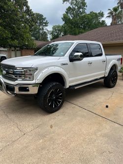 2019 Ford F150 Lariat 4x4