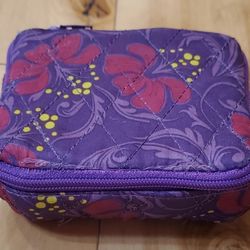NEW Covered Travel Pill Box (3.5" x 3.5")