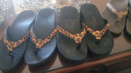 Vionic Slides size 11
