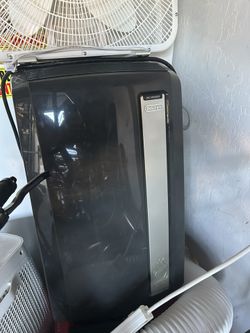 DeLonghi Portable Air Conditioner