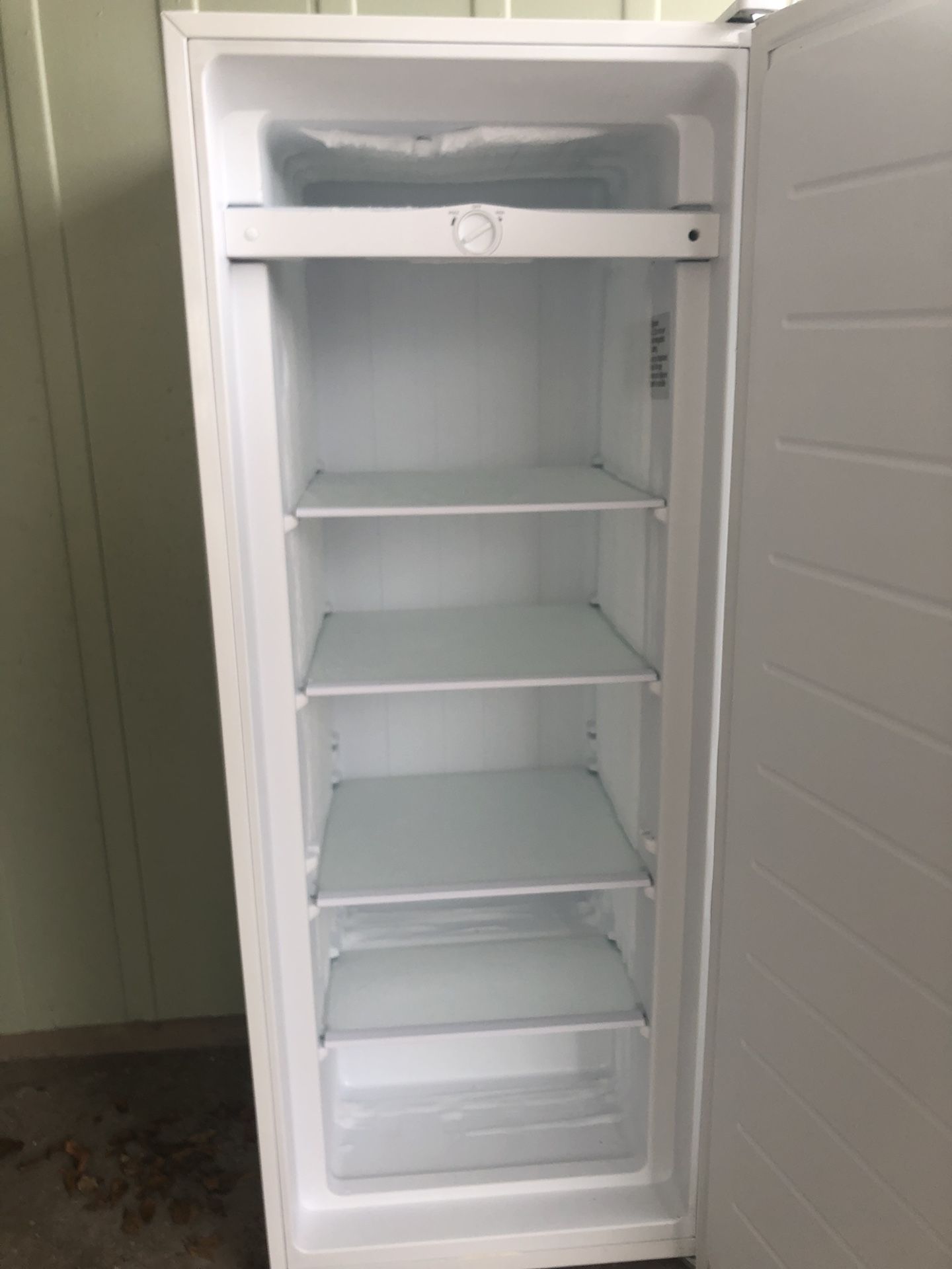 Stand Up Freezer for Sale in Sarasota, FL OfferUp