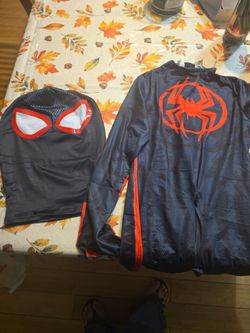 Costume