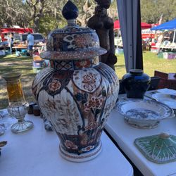 Japanese Imari Porcelain Jar