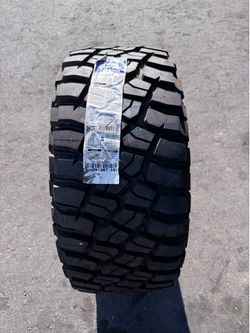 (1) BFGoodrich Mud Terrain T/A KM3 33x12.50R20