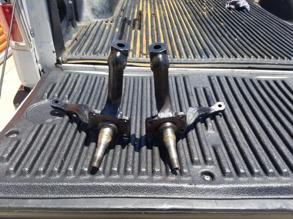 65 66 Mustang V8 original spindles stamp C5 289 30