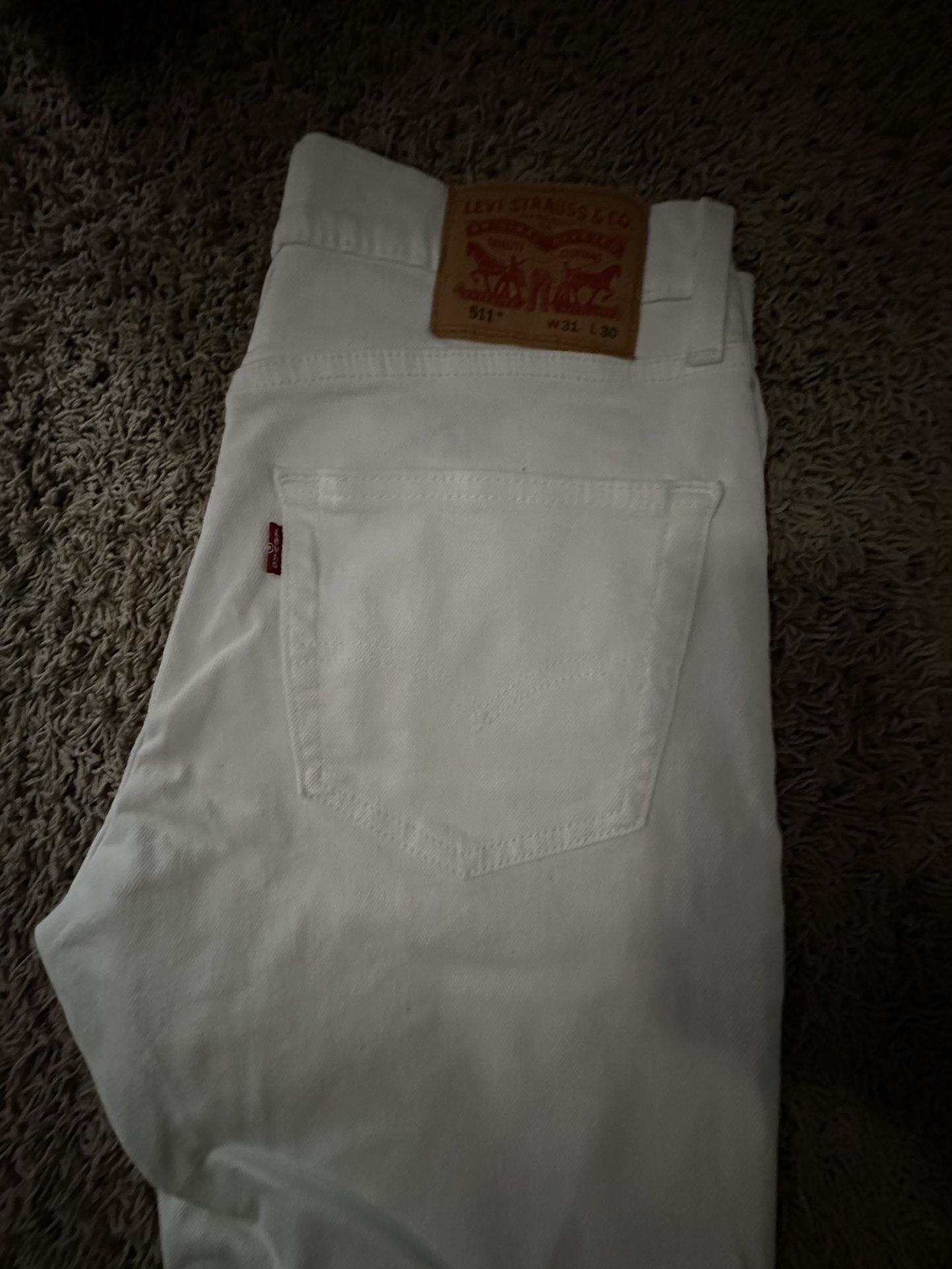 Levi’s Woman’s Jeans 5’11s Slim (Still Has Tag)