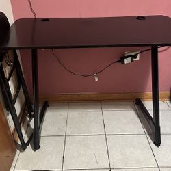 Gaming Desk (pick Up)