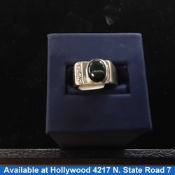 Men's Ring - White Gold 10k (.417) 6 grams Size 7