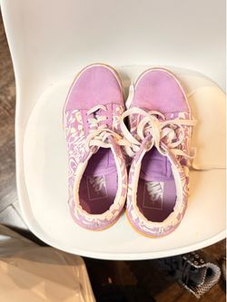 Girl vans