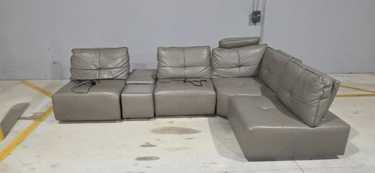 Leather Sectional Couch With Recliner