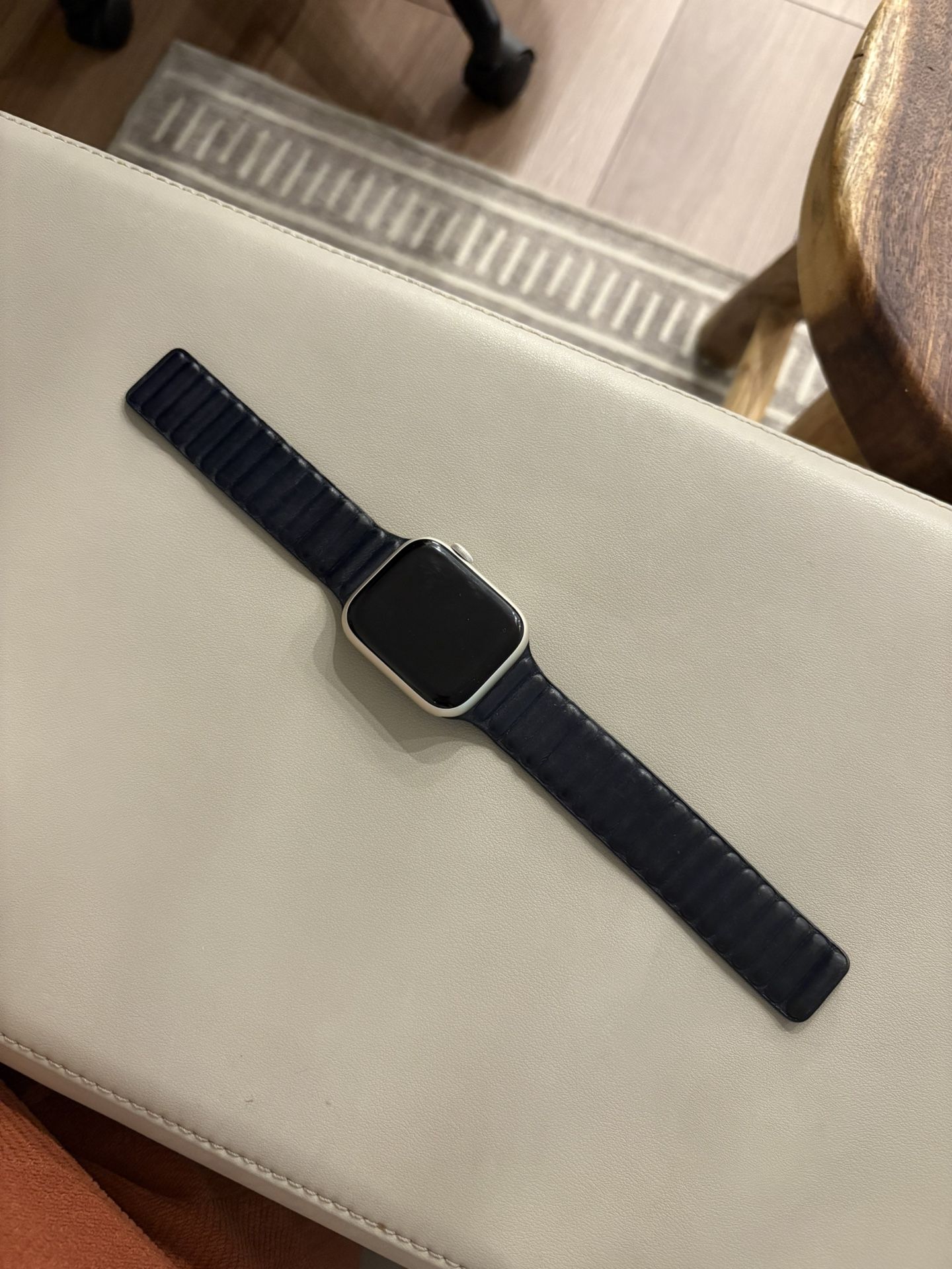 Apple Watch 8 45mm Gps