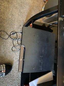 PS3 5 games 2 controllers and all the plugs