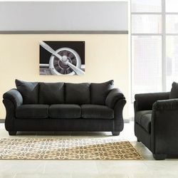 Darcy Black Living Room Set

