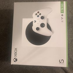 Xbox Console Series S White with 1TB