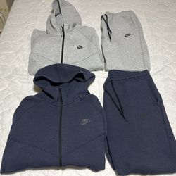 Nike Tech Suits XL