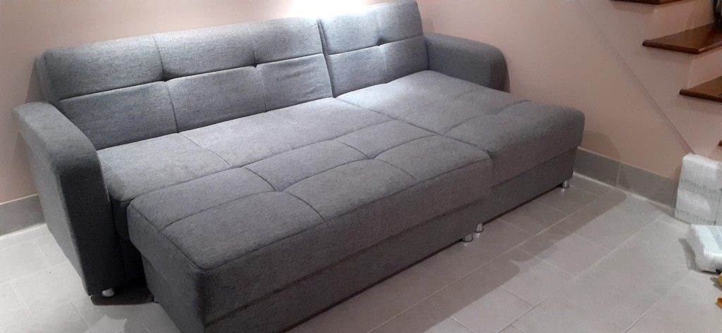 Couches, Sectional