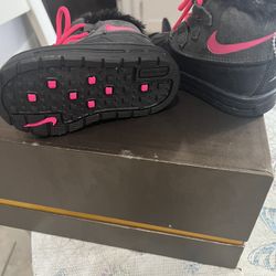 Toddlers Pink And Black Nike Boots Size 5c