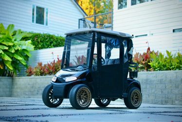 2018 🔋 LITHIUM EZGO RXV Golf Cart⛳️