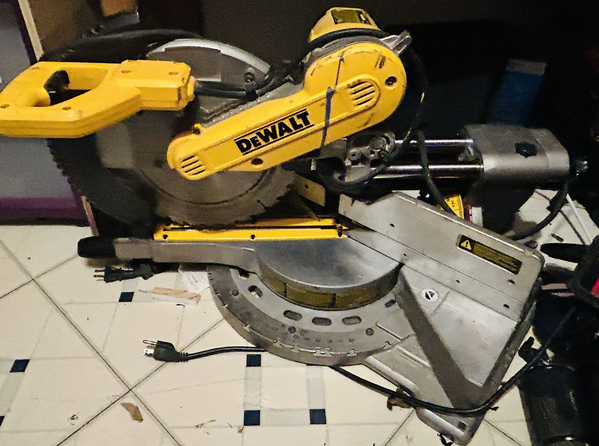 Dewalt 12” Miter Saw