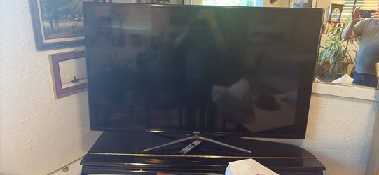 60”  Samsung digital smart tv