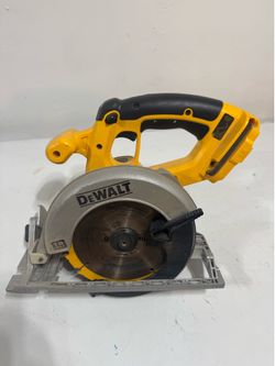 Cordless Dewalt circular saw