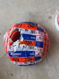 Southwire 250-ft 10 / 2 / Romex SIMpull Solid Indoor CU NM-B W/G Individual pack ( By-the-roll )