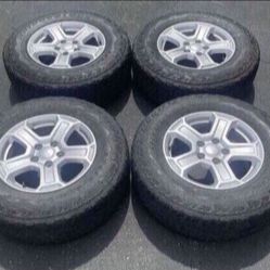 4 X 245/75r17 5x5 5x127 Jeep JK wrangler Stock Aluminum Wheels Rim 70% Tire Treads!!!!!!!!
