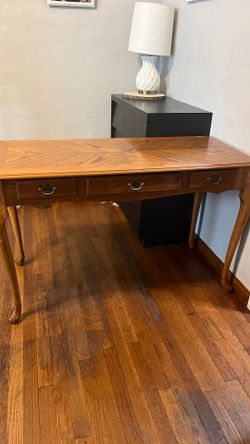 3 drawer desk