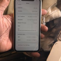 iPhone 11 256gb White Mint Condition Fully Unlocked 