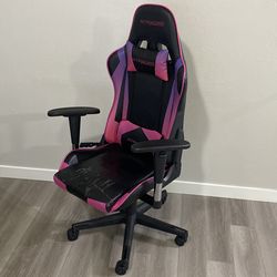(Slight wear and tear) GTRACING Gaming Chair Racing Office Computer Ergonomic Video Game Chair Backrest and Seat Height Adjustable Swivel Recliner wit