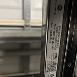 GE 2021 Dishwasher 