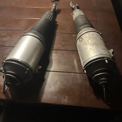 Front Air Shocks And Air Regulator 