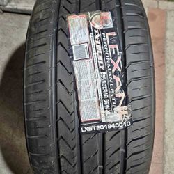 255/40r18 lexani