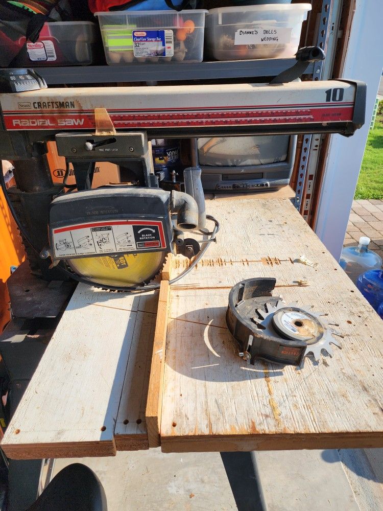 Radial Arm Saw