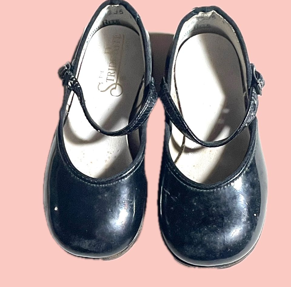 Toddler’s Stride Rite Patent Leather Shoes