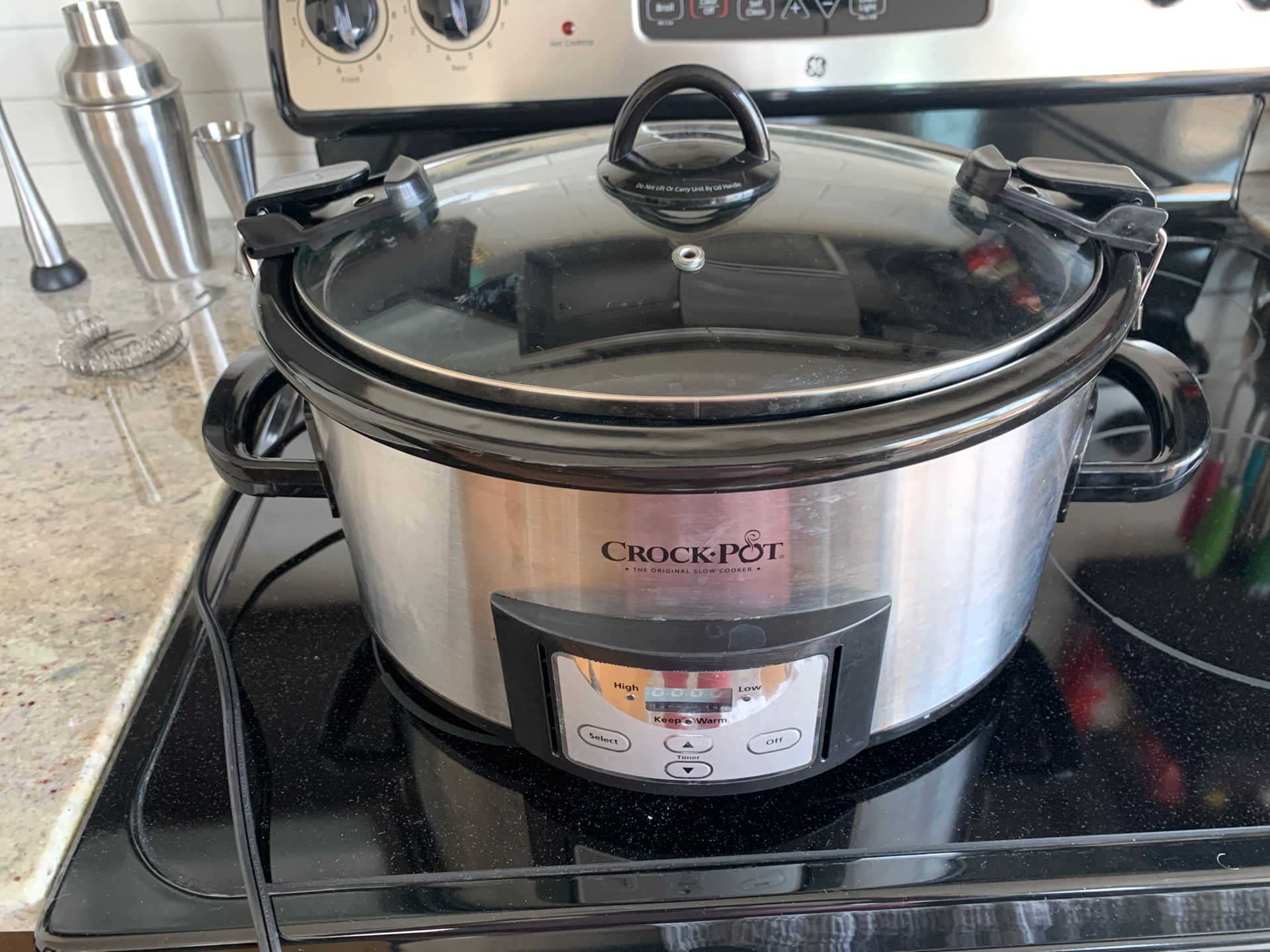 Crock pot - slow cooker