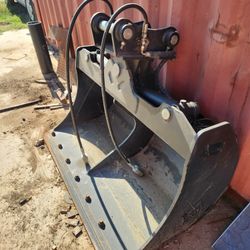 Tilt Bucket