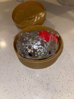 Hello Kitty Glitter Filled