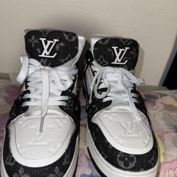 Louis Vuitton Trainer Sneakers 