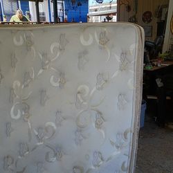 Free gueen size mattress